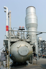 Plant on processing of hydrocarbonic raw materials