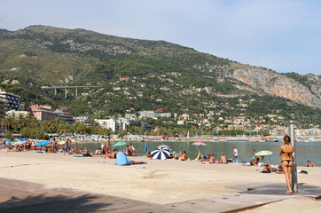 Fototapeta na wymiar French Riviera - beach - Plage des Sablettes - Menton