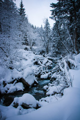 Paysage de neige à Vaujany, alpes françaises, vallée de l'Oisans