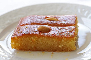 semolina cake
