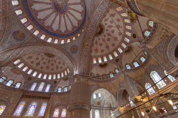 Fototapeta na wymiar Sultan Ahmed Mosque Interior, Instanbul, Turkey