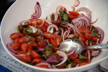 TOMATO SALAD