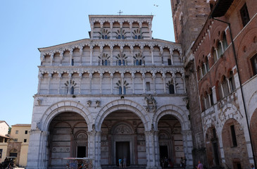 Obraz premium Cathedral of St Martin is the seat of the Archbishop of Lucca and the main city landmark in Lucca, Italy