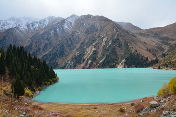 Big Almaty Lake Kazakhstan Lac