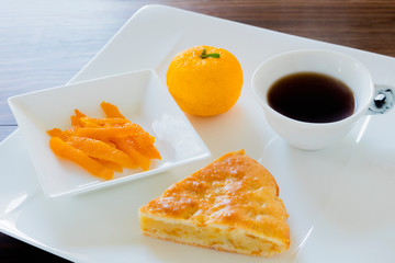柚子のケーキとコーヒーと柚子ピール