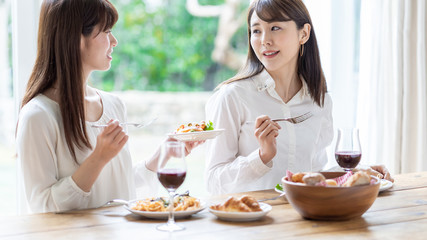 女子会photos Royalty Free Images Graphics Vectors Videos Adobe Stock