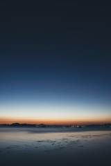 Fototapeta na wymiar 사궁두미 바다에서 마주하는 일출 ( The sunrise facing the sea of sagoong-du-mi ) - 5