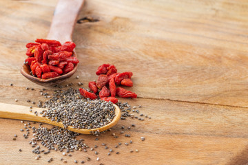 Frutos secos,  comida saludable, chia, almendras, nueces, goji,  coco
