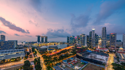 Fototapeta na wymiar Singapore skyscrapers at dawn