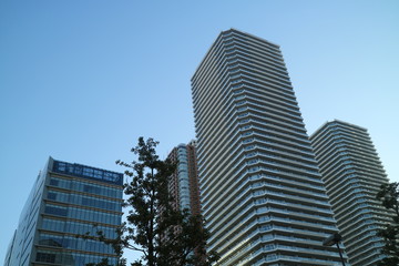 武蔵小杉駅周辺のビル