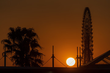 東京湾に沈む夕日