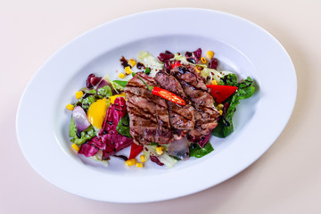 Grilled pork with vegetables