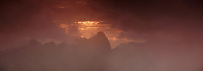 Tatry Wschód Słońca © Rusnak