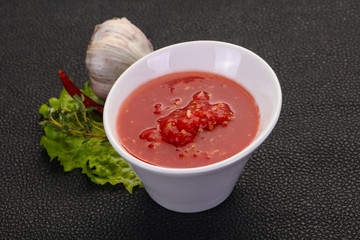 Spicy tomato and garlic sauce