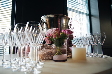 beautiful wedding design, chic restaurant, catering at a restaurant