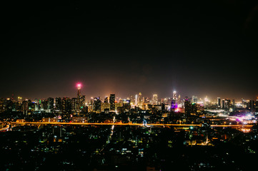 Fototapeta premium Bangkok skyline from a distance