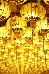 Fototapeta na wymiar Chinese lanterns 