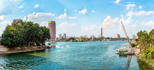 Cairo cityscape on Nile - obrazy, fototapety, plakaty