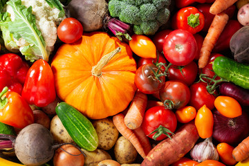 Fototapeta na wymiar fresh ripe vegetables as background