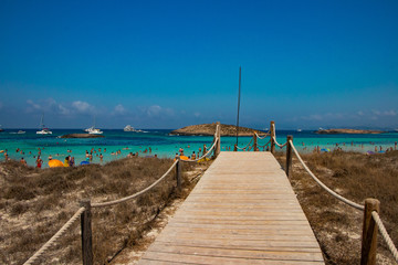 Fototapeta na wymiar pier on the sea from Island Formentera