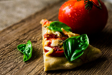 tomato and cheese, pizza