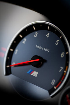 BMW M3 tachometer
