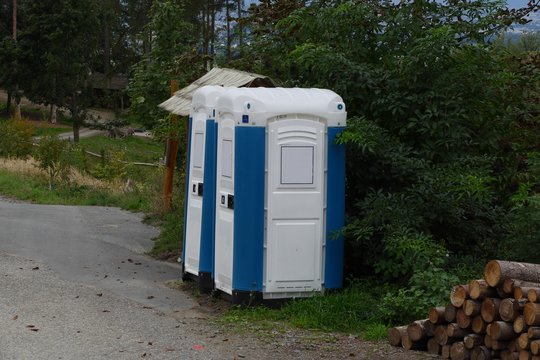 toitoi mobile plastic wc for forest workers