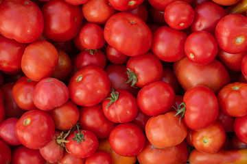 box of red ripe tomatoes, tomato texture