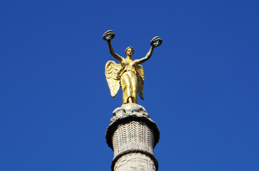 Fototapeta na wymiar Statut place du Chatelet Paris