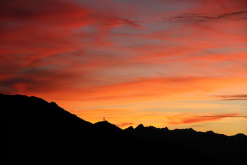 Largoz Herbstwanderung am Abend zum Patscherkofel mit Abendrot und Blick auf das Inntal und Innsbruck 2