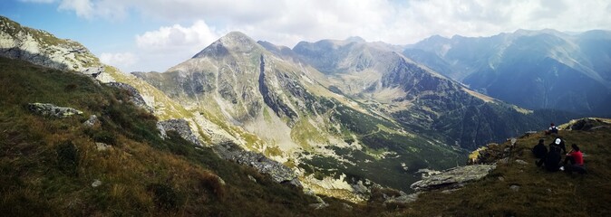Fototapeta na wymiar Alpine landscape - panoramic view