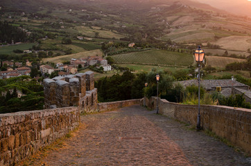 Fototapeta na wymiar Umbria by sunset