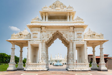 Magnificent Hindu Swaminarayan BAPS Temple in Chicago, USA