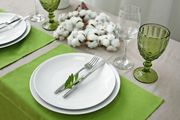 Beautiful table setting with floral decor