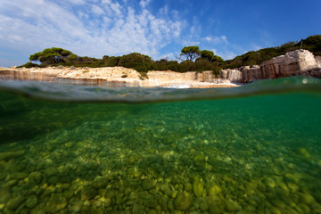 Naklejka premium Rocky coast underwater from Brijuni National Park