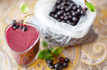 healthy smoothies with chokeberry (aronia)