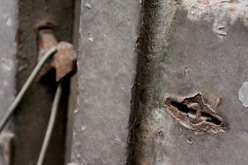 hold key in the door