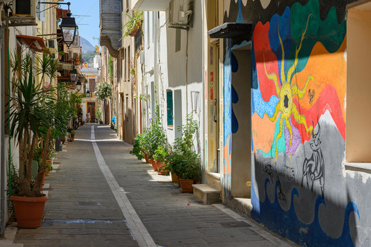 Gasse mit Pflanzen, Rethymnon, Kreta, Griechenland