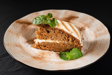 carrot cake with cream cheese