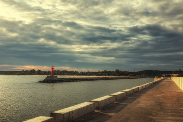 Obraz premium Beautiful sunrise on the Baltic Sea, Pavilosta, Latvia