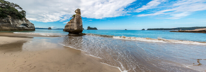Cathedral Cove, Coromandel, New Zealand