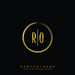 RO initials with a golden circle brush template