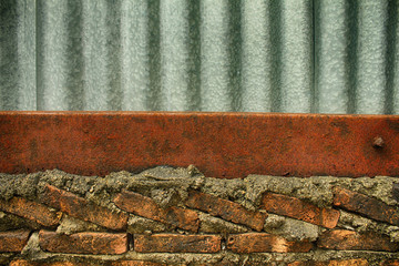 Sheet metal rust, Concrete wall, Zinc sheets
