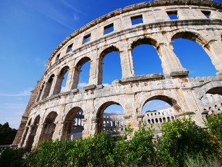 Obraz premium Pula, Kroatien: Das römische Amphitheater ist das Wahrzeichen der Stadt