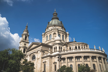 Fototapeta na wymiar Saint Basilica Stefan in Budapest. Sunny day. Hungary
