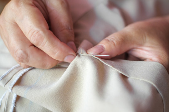 Hand Sewing Images – Browse 152,204 Stock Photos, Vectors, and