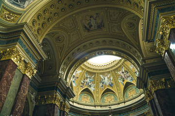 Fototapeta na wymiar Basilica of St. Stefan, Budapest, Hungary. Church interior