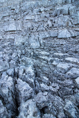 Cracked rocks at 7 lakes valley