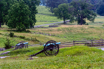 Fototapeta na wymiar A civil war canon on the Gettysburg National Military Park, Gettysburg, PA - image