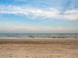 Fototapeta na wymiar sea and beach background with copy space